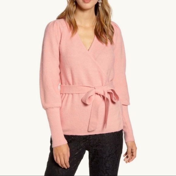 Rachel Parcell Sweaters - NWOT Rachel Parcell pink long sleeve wrap sweater
